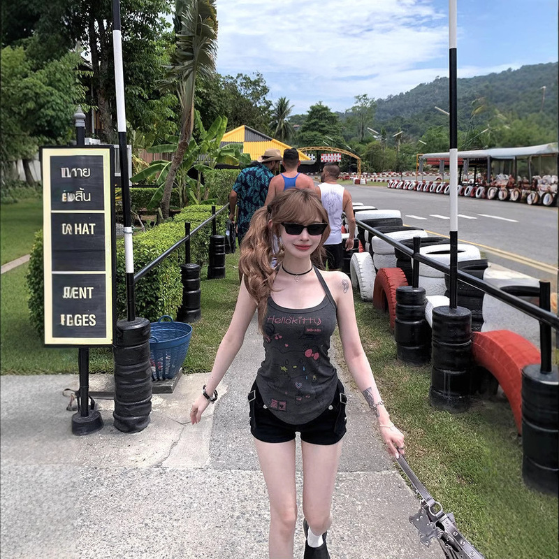 1075 # Rayon Hot Girl Letter Printed Camisole Dopamine Outer Design Slim Fit Short Top