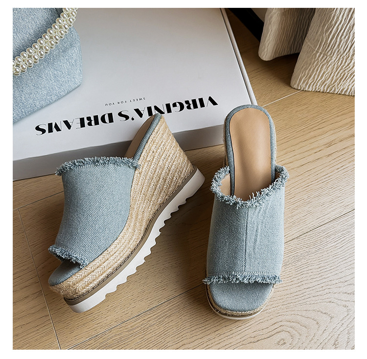 Sandal cao gót nữ hở mũi chất liệu denim, đế xuồng bện cói, gót cao 9 cm — Cao bồi xanh chi tiết 11