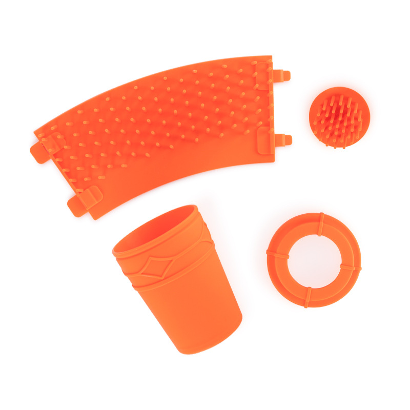 定制橙色款宠物清洁器 硅胶狗用品 护理道具 硅胶狗爪清洗杯