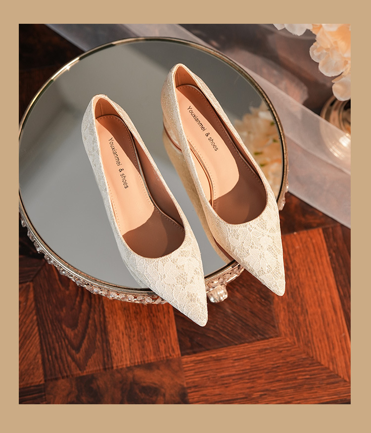 3333G Scarpe da donna con tacco basso, in raso, a punta, rosse, comode ed eleganti, per damigelle d'onore e feste_voghion.com