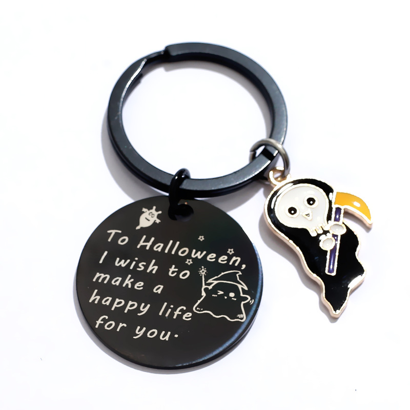 国境を越えて人気のある趣味のかぼちゃのアクセサリーがハロウィーンのキーホルダーを飾っています。|undefined