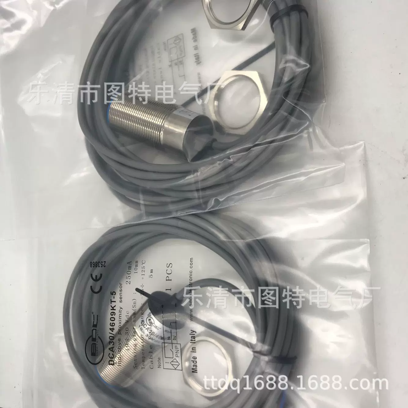供应 全新光纤传感器 FX-502 实图拍摄 质保一年 议价