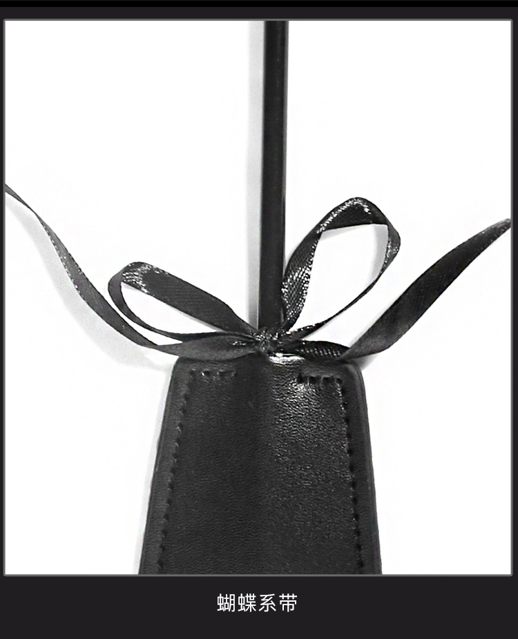 Feather & Leather SM Hand Pat for Couples, Black Adult Sensory Play Accessory — detail image 4