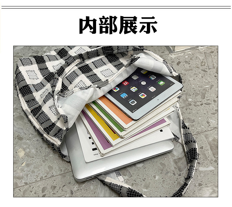 Forest-themed college style artistic girl checkered versatile tote bag, Korean Instagram fresh and cute student class shoulder bag undefined
