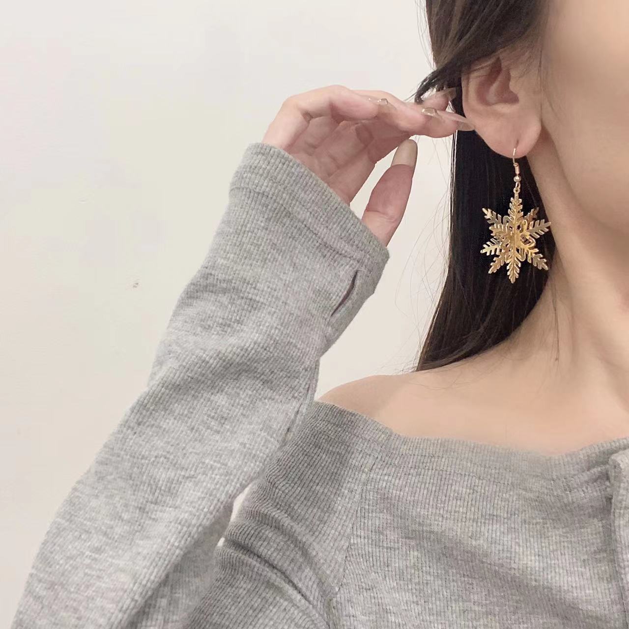 1 Pair Quantity Festival Occasion Fashion Snowflake Metal Plating Women's Drop Earrings 1 Pair