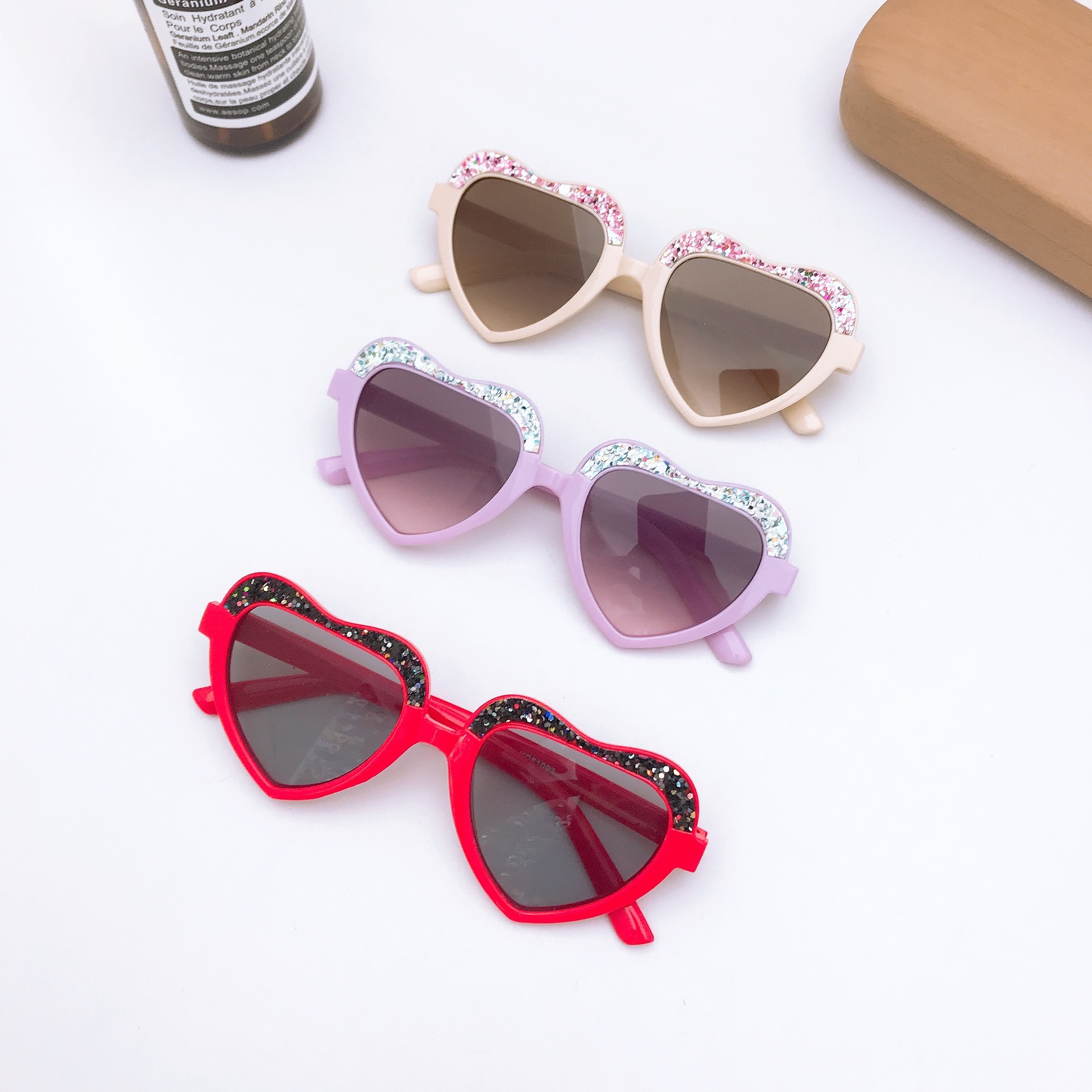 45g Weight Full Frame Glasses Structure Sunglasses Classification Ac, UV400 Protection Lens Material Special-Shaped Mirror Glasses Style Outdoor, Travel Occasion Solid Color Pattern All Seasons Season Children Unisex Gender Streetwear Style Streetwear Solid Color Ac UV400 Protection Special-Shaped Mirror Full Frame Kids Sunglasses 1