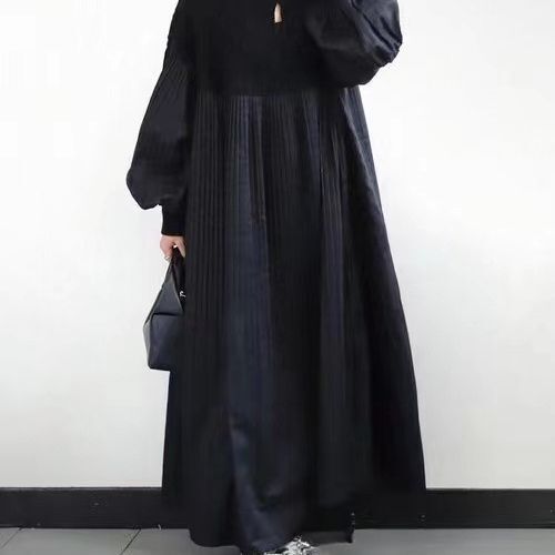 2025 Japanese Style Autumn New Pleated Diamond Pattern Sweater Spliced Long Dress in Stock