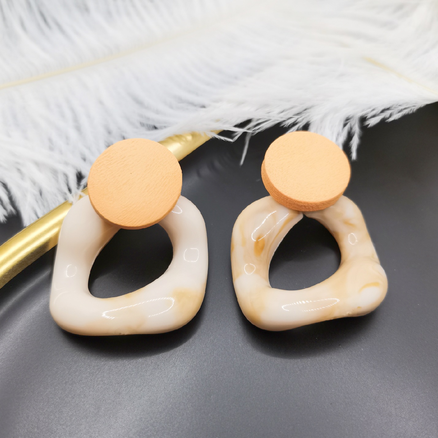 Pendientes de Conejo y Oso de Peluche de Estilo Coreano, Modernos y Lindos para Mujer, Pendientes de Peluche Tridimensionales de Dibujos Animados, Versátiles y Accesorios