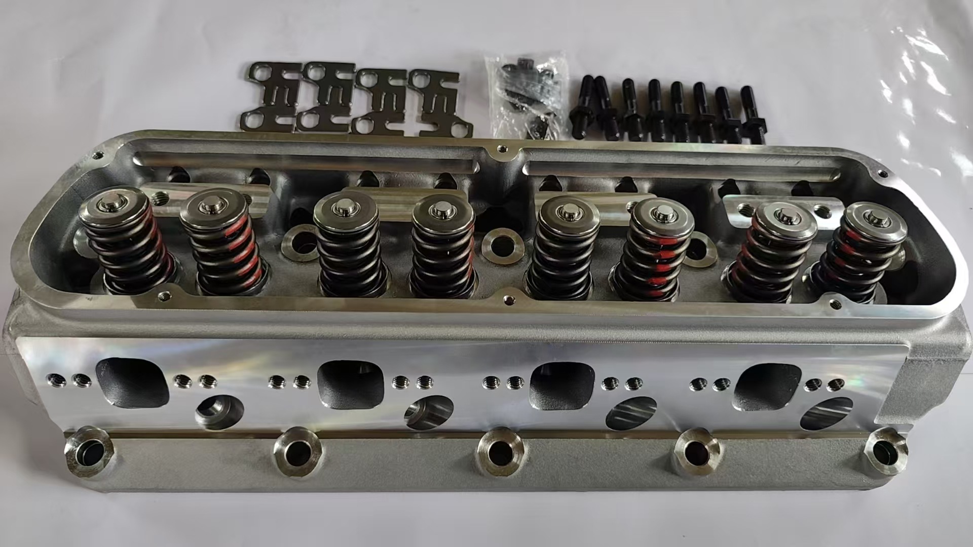 Factory Direct Sales of Auto Parts Engine Cylinder Head Ford Ford302 Sbf Gt40 Cast Aluminum Cylinder Head
