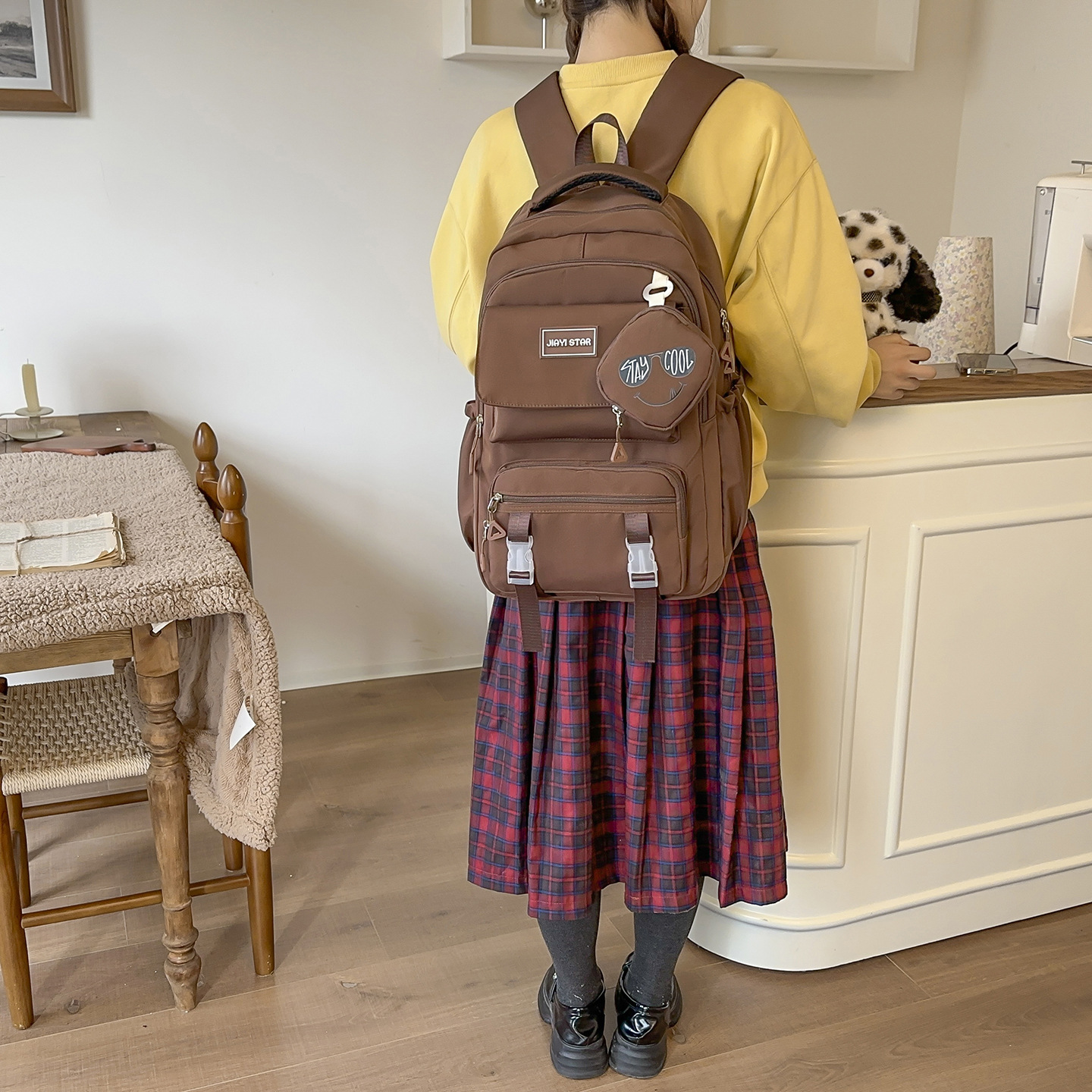 Mochila de alto valor visual de gran capacidad multicapa para reducir la carga de la espalda de la escuela secundaria, mochila para estudiantes de secundaria, mochila para computadoras de viaje