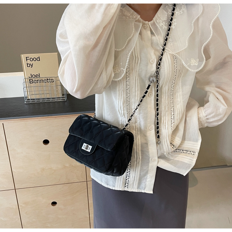 Diamond-shaped chain bag for women, 2025 new style, trendy and high-end fashion, versatile for spring and summer, single-shoulder crossbody bag, small square bag undefined