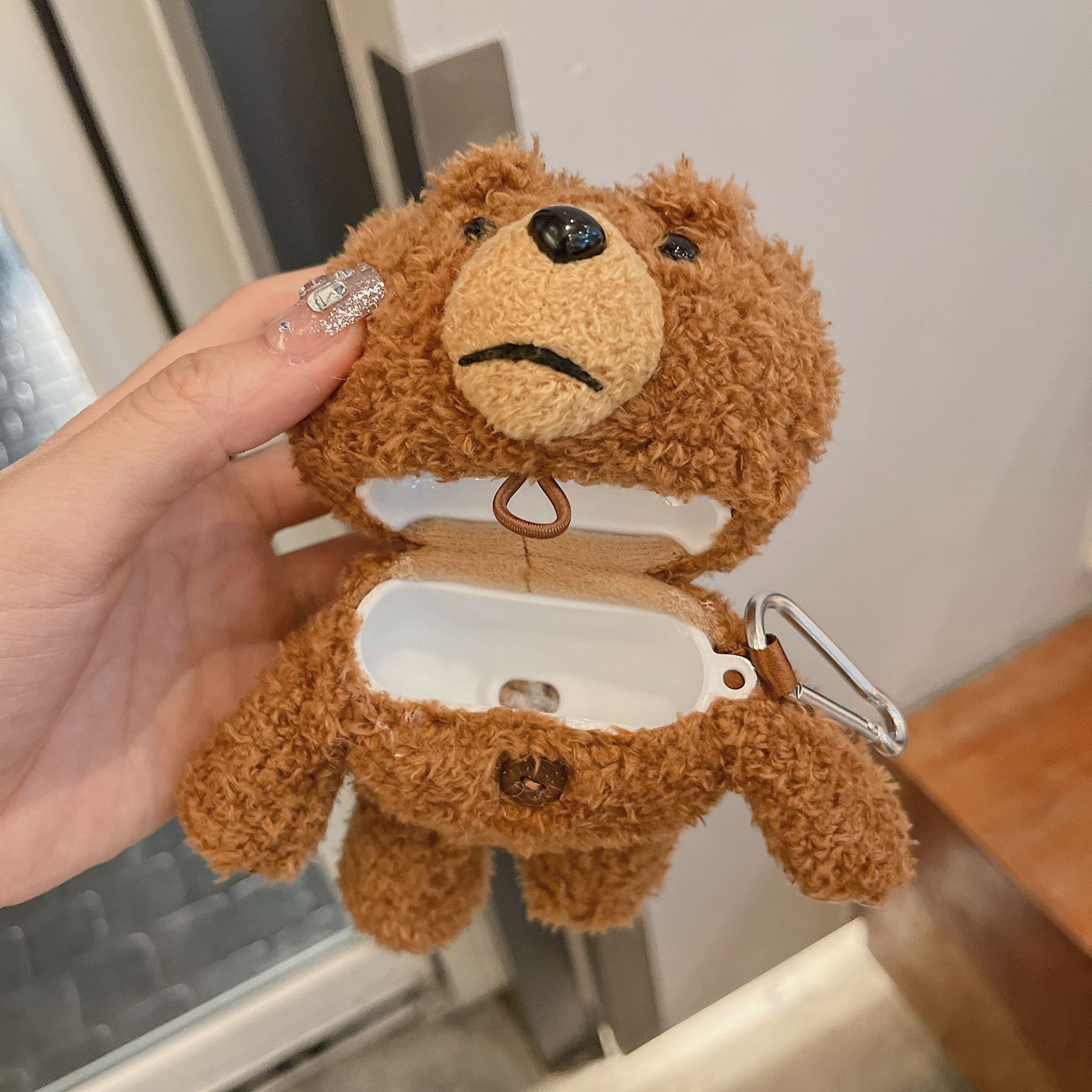 Cartoon Style Bear Fleece Cloth Earphone Sleeves display picture 1