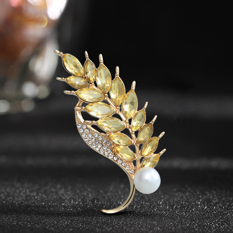 Brooch high end women's luxury wheat ear exquisite design niche suit accessories wholesale anti exposure pin buckle brooch_voghion.com