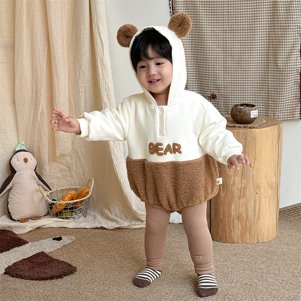 Ropa de bebé otoño e invierno mamelito triangular ropa de bebé para hombres mono acolchado versión coreana de oso súper estilo extranjero
