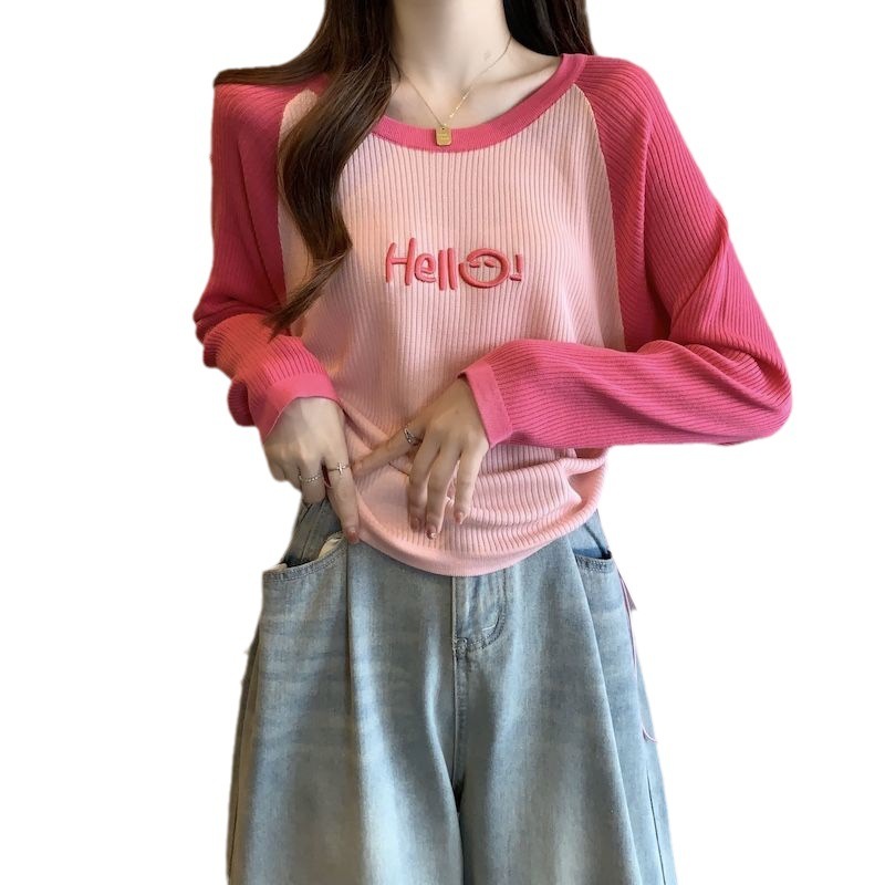 ひもを引いてくぼみをつなぎ合わせて色の長袖のtシャツの女性の春と秋冬の2023新型の婦人服のゆったりしていてやせている大きいサイズの上着を現します。|undefined