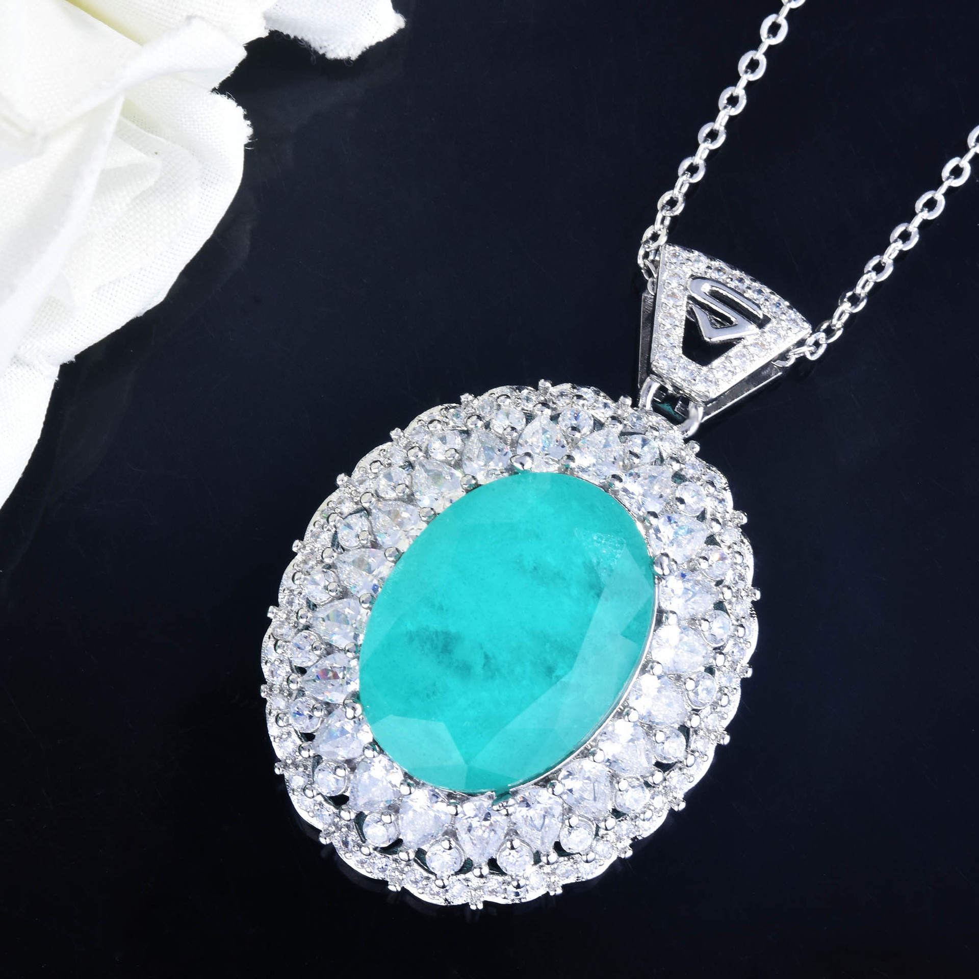 European And American Full Zircon Retro Necklace Lake Blue Imitation Egg-shaped Large Carat Color Tourmaline display picture 3