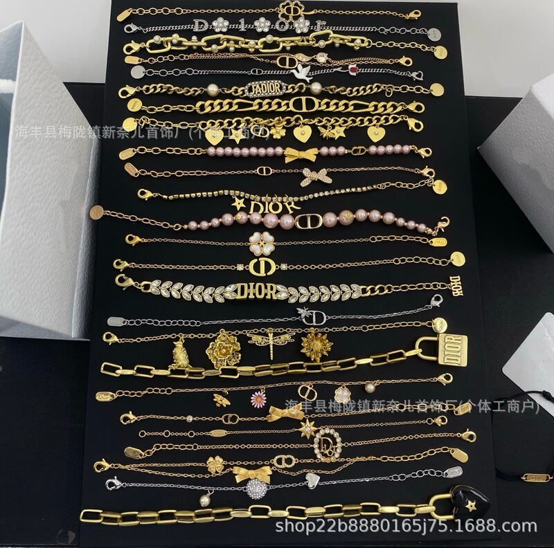 D brand/Di brand women's bracelet new arrivals, high-end, simple, light luxury hand accessories, cross-border export jewelry, direct sales from manufacturer