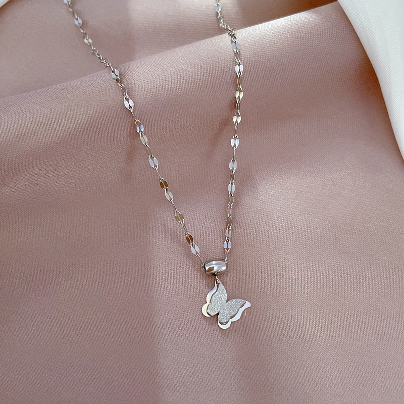 Collana con ciondolo a forma di farfalla da donna, piccola semplice catena delicata, gioielli di tutti i giorni_voghion.com