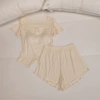 Yellow breast pads, shorts, with short sleeve