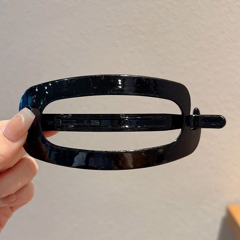 Retro temperamento flor una palabra clip de cabello para mujeres 2024 nuevo disco de cabeza atrás clip de agarre clip de torsión clip de cabello tocado clip de cabello