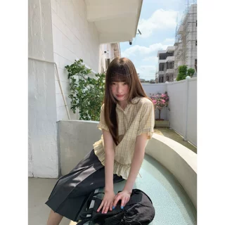 黄色格纹连帽短袖衬衫女夏甜美抽绳收腰荷叶边宽松上衣