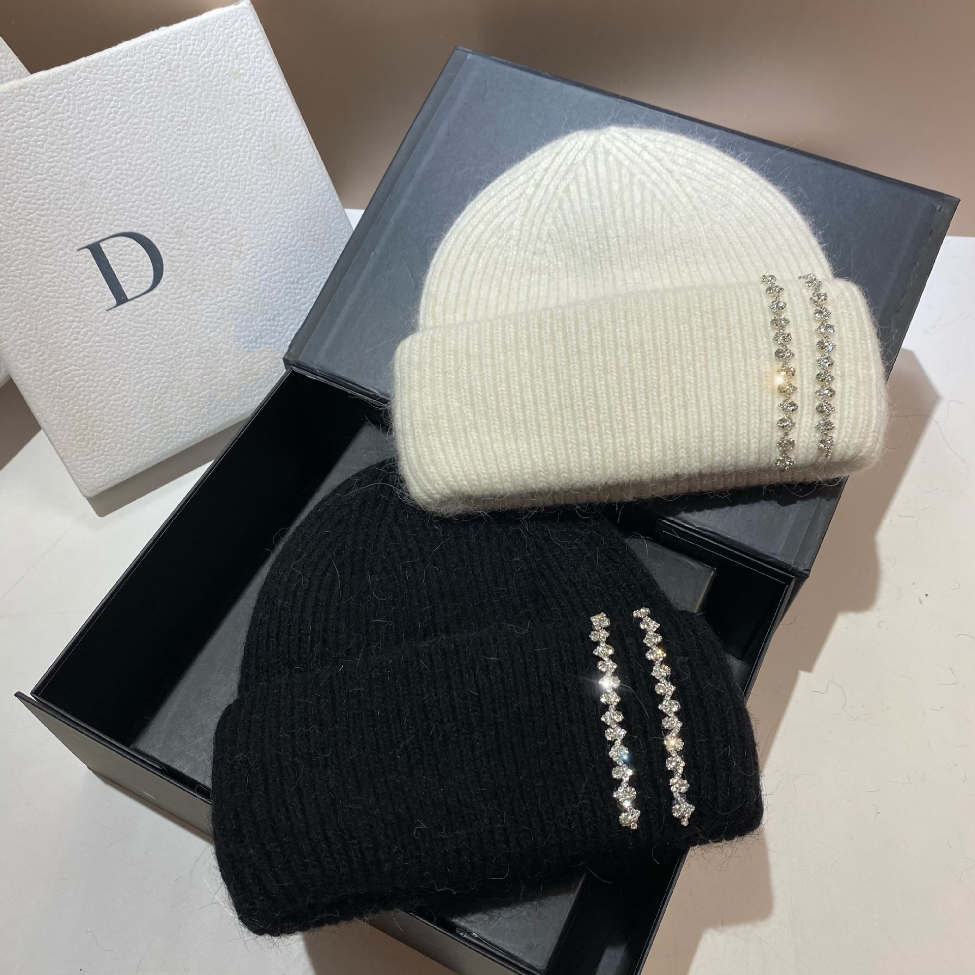 Winter-Thermomütze für den Außenbereich, langes Kaninchenhaar, doppelt gefaltete Strickmütze, Mode-Promi-Feng-Shui-Diamant-Wollmütze_voghion.com
