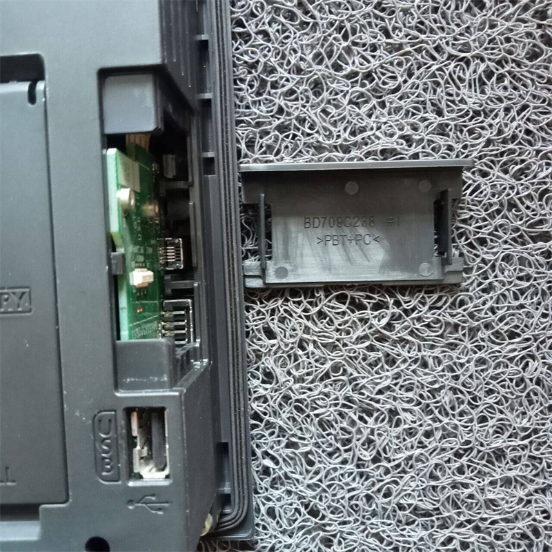 日本三菱Mitsubishi触摸屏GT2712-STBA原装进口正品