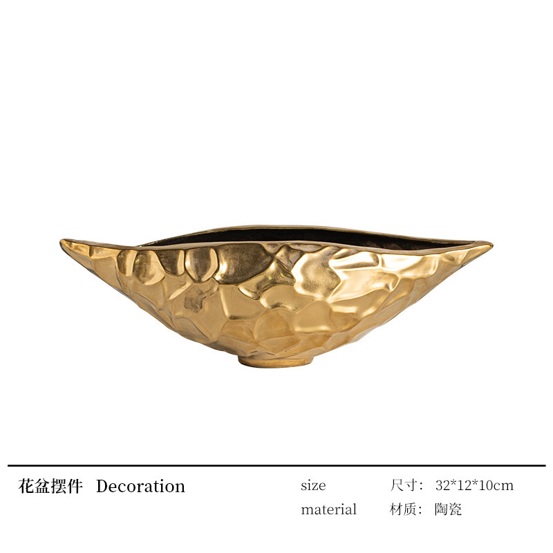 芸貝子のイタリア式の軽い豪華な芸術の高級感のきわめてシンプルな置物の客間の酒の箱のテレビの戸棚のハイエンドの大衆の陶磁器の柔らかいです。