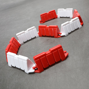 Chuangjing Drift Remote Control Track Speed Car Track Track Combination Road Containment Traffic Engineering Barricade Scene Ornaments