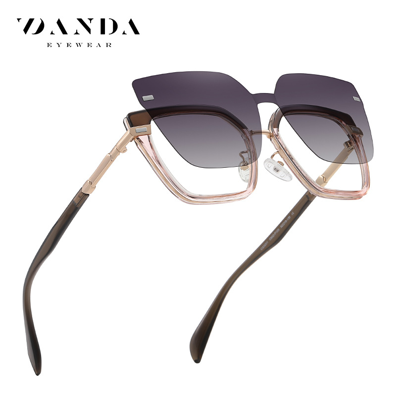Miopía de moda conjunto magnético especial gafas de Europa y América gafas marco femenino CG3201 interruptor magnético gafas de sol polarizadas en cualquier momento
