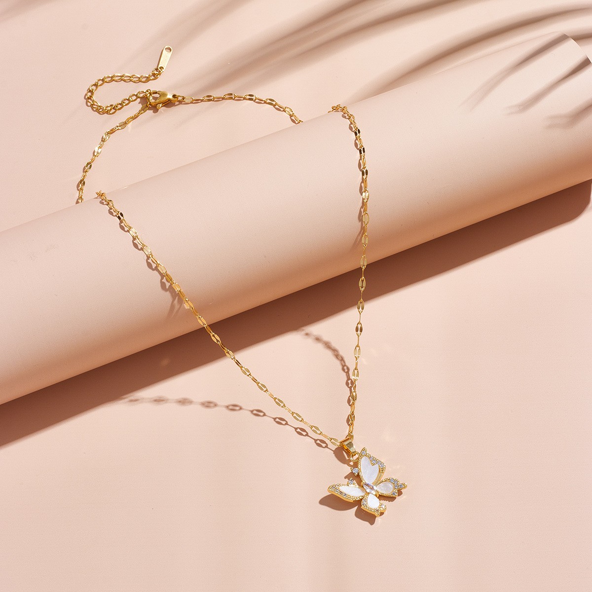 4g Weight Zircon Inlay Material Pendant Necklace Classification 1 Piece Simple Style Butterfly Titanium Steel Inlay Zircon Pendant Necklace