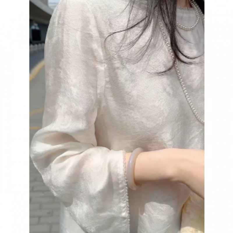 2026 Spring New Chinese Style Jacquard Beaded Round Neck Long Sleeve Shirt for Women, Elegant and Versatile Blouse