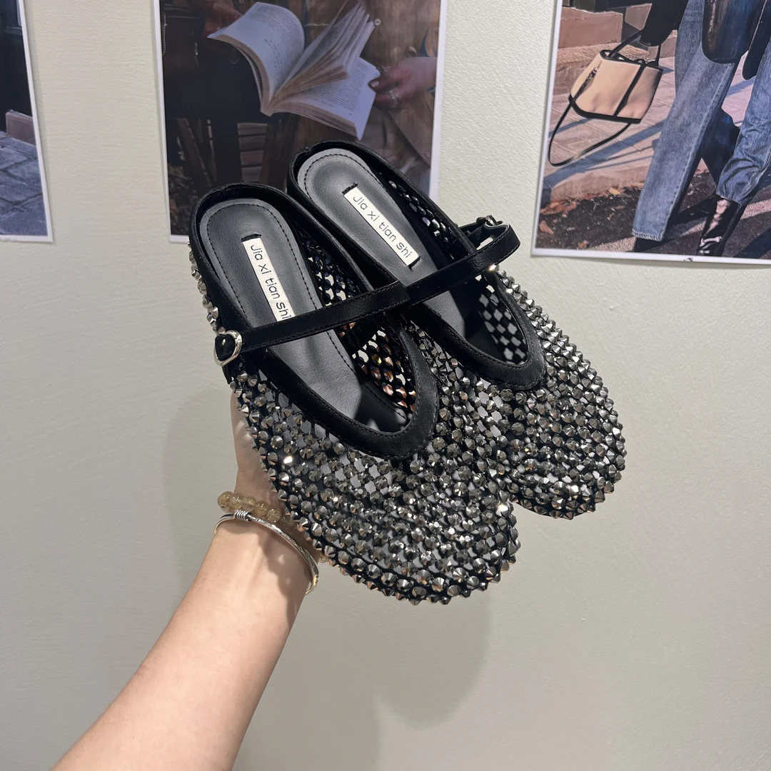 Red de red red red de pesca Baotou medio arrastre femenino 2025 verano nuevo estilo suave con falda llevar sandalias de un solo cinturón zapatos individuales