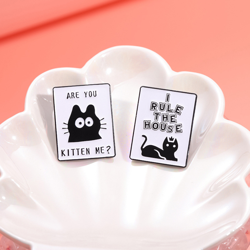 Süß Brosche Brief Katze Legierung Einbrennlack Unisex Broschen display picture 9