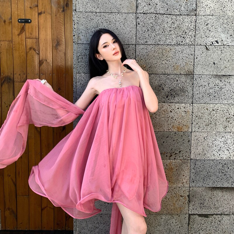 Luxurious style* elaborate rose red chiffon with ribbons, faux acetate strapless dress, wavy short skirt, slim fit design Luxurious style* elaborate rose red chiffon with ribbons, faux acetate strapless dress, wavy short skirt, slim fit design