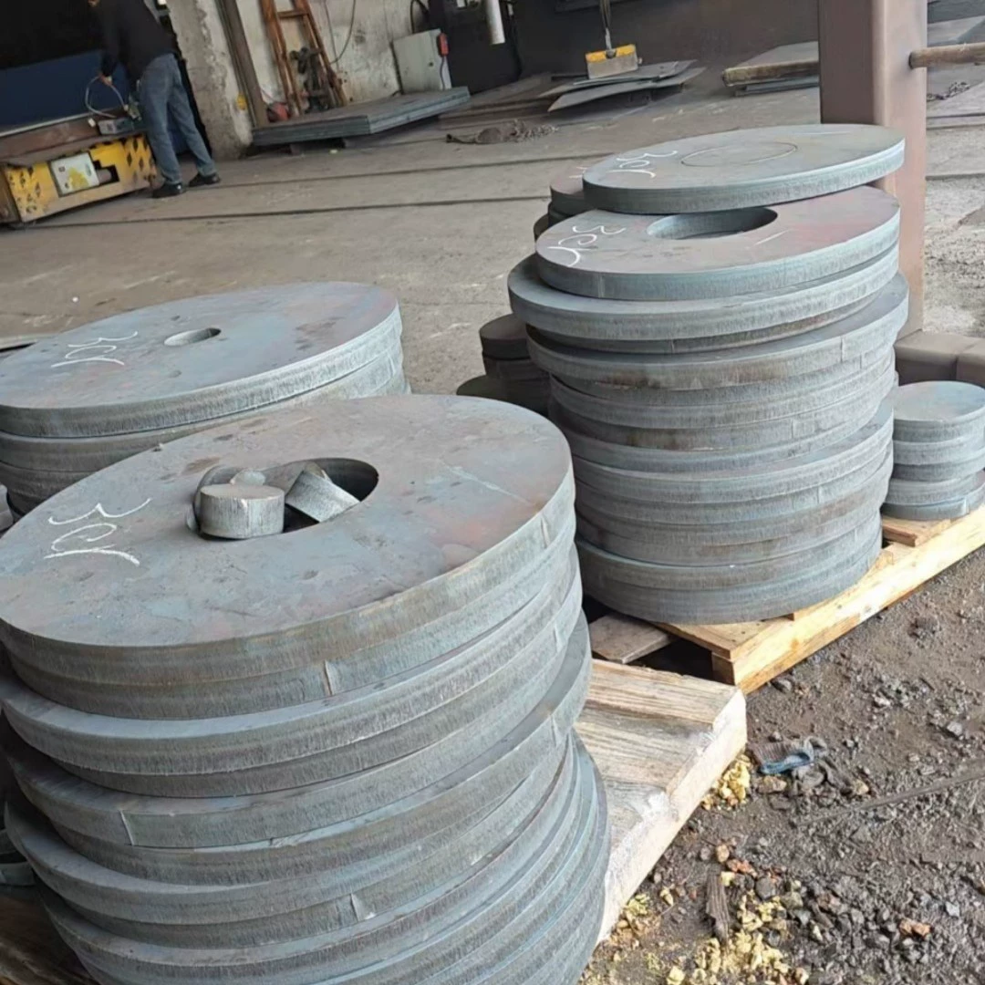 Фошань Руйтай поставляет коррозионно-стойкую дуплексную сталь S31803: кованые цилиндры, кованые кольца, кованые трубы и спектральный анализ для обеспечения химических свойств.