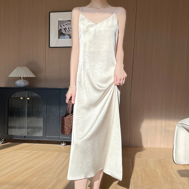 Silk Acetate Satin Slip Dress for Women, Spring Season, Adjustable Shoulder Straps, Slimming Inner Layer, Long Dress Silk Acetate Satin Slip Dress for Women, Spring Season, Adjustable Shoulder Straps, Slimming Inner Layer, Long Dress