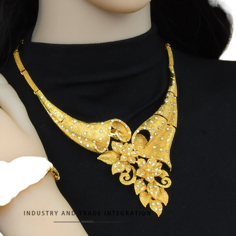 정통 핫 스타일 샌드 골드 플라워 웨딩 목걸이 여성 세트 웨딩 신부 지르콘 골드 컬러 시뮬레이션 민족 스타일