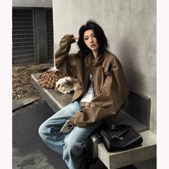 美式复古卡其色显瘦夹克外套女2025春秋宽松立领设计感棒球服上衣