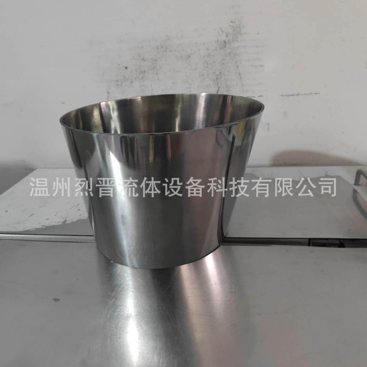 304不锈钢卫生级无直边偏心焊接大小头316L异径变径管镜面短接头