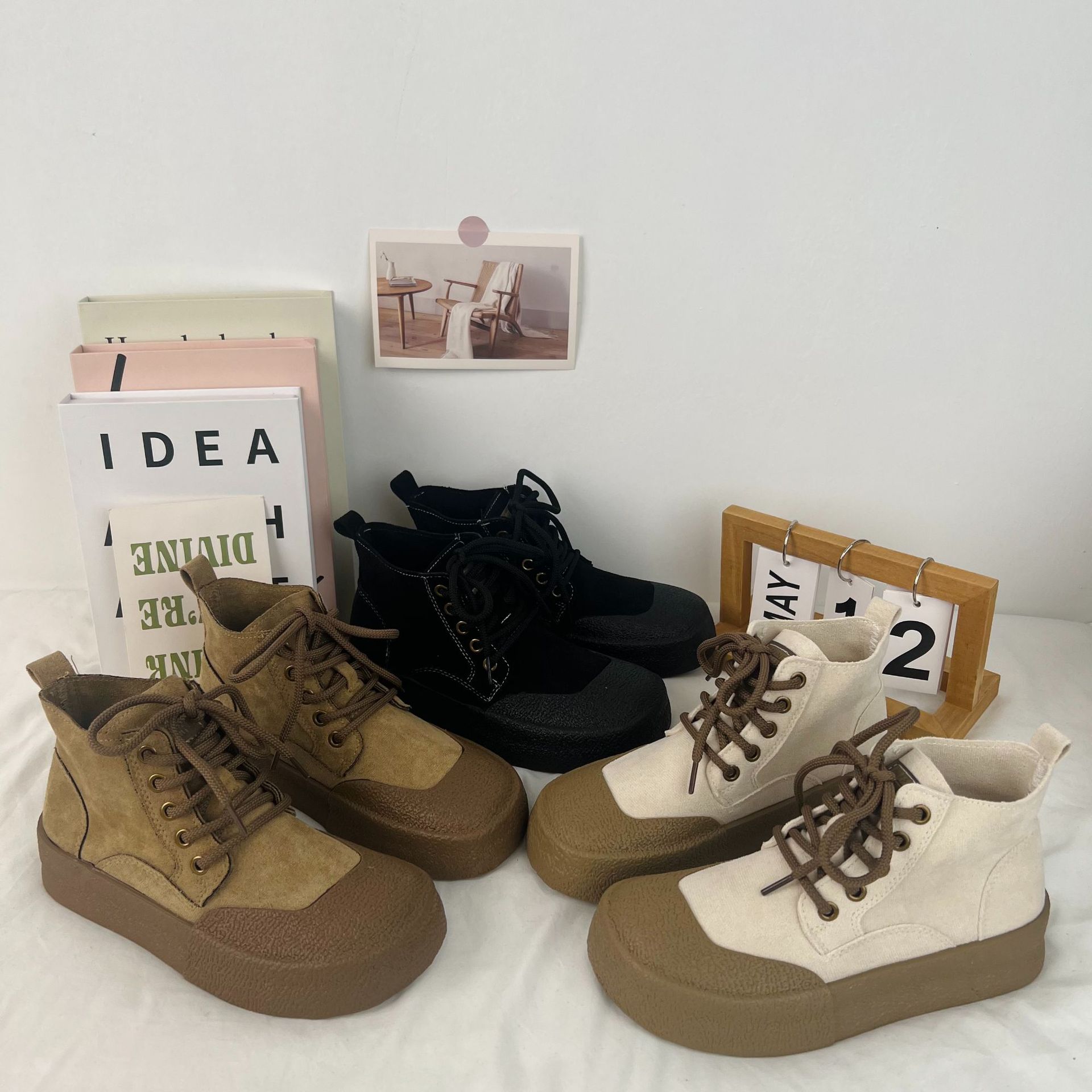 Yuanyuan 2024 primavera mid-Top estilo coreano zapatos de lona del todo fósforo estudiante Harajuku calle zapatos de plataforma de tiro en línea zapatos de transmisión en vivo