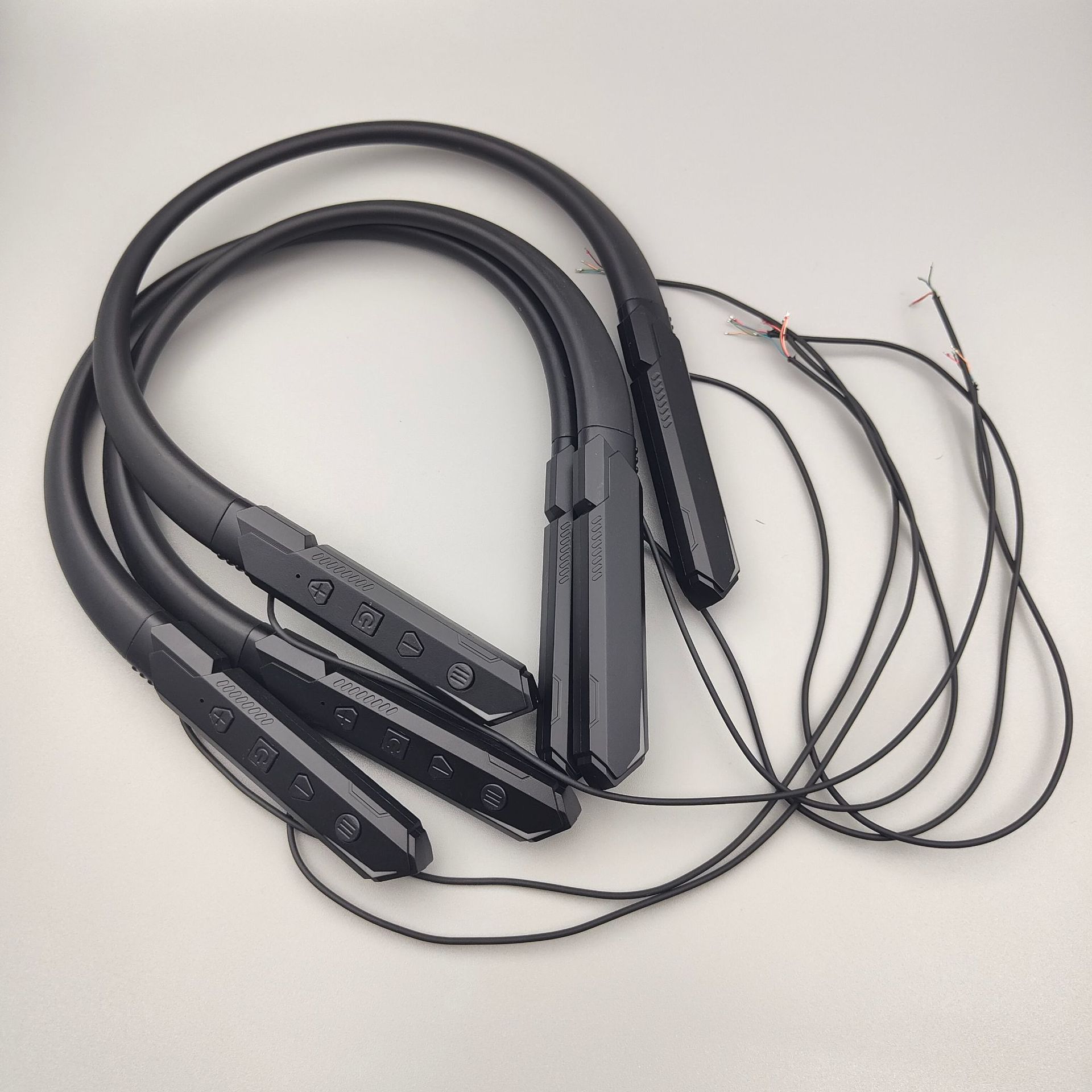 DIY-EQ-Einstellung mit Atemlicht TF-Kartenpuffer hängender Nacken Bluetooth drahtloser Stereo-Kopfhörer Zubehör Halbfertigprodukt