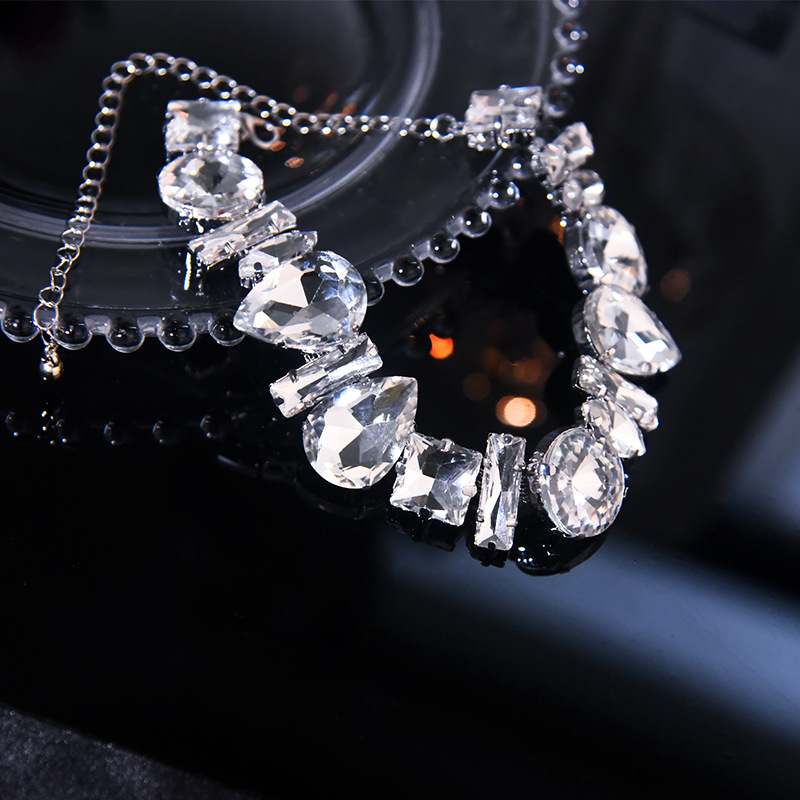 Collier style européen et américain, vente en gros transfrontalière de bijoux en cristal, ras-de-cou en verre surdimensionné, style vintage_voghion.com