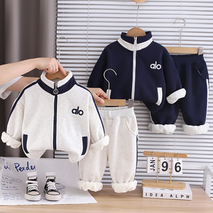 ��ͯ���Ќ����ӽq�l�����bСͯ�Ӻ����e�\�Ӄɼ��׋냺С���·���