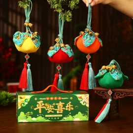 节庆用品;场地布置道具;香包/香囊
