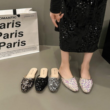 ƽ����ЬŮ2025�ļ��¿��n����^��Ƭһ����С���L����ЬŮ