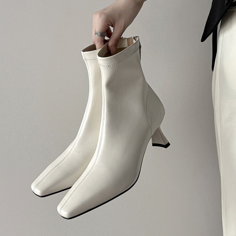 Very Elegant Pure Color Slim Boots 2025 Autumn and Winter Small Thick Heel High Heel Elegant Small Square Toe Elastic Short Boots for Women