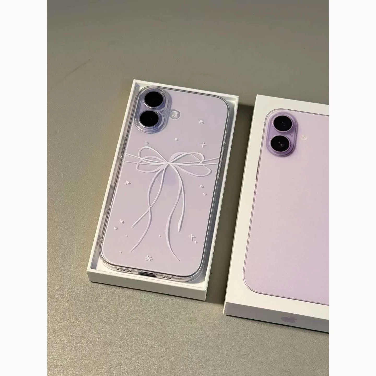 Чехол (Apple iPhone17) прозрачный с бантом, тонкий защитный TPU-кейс