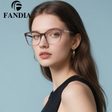 81710 新款跨境时尚眼镜框架轻TR90抗蓝光原创时尚方框热销平光镜