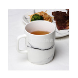 Европейский стиль мраморная макарон творческая черно -белая керамическая чашка офис питьевой чашка кофейная чашка молоко